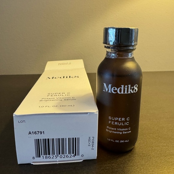 Medik8 Super C Ferulic Potent Vitamin C Brightening Serum 30 ml 1 oz NO DROPPER - Picture 5 of 5